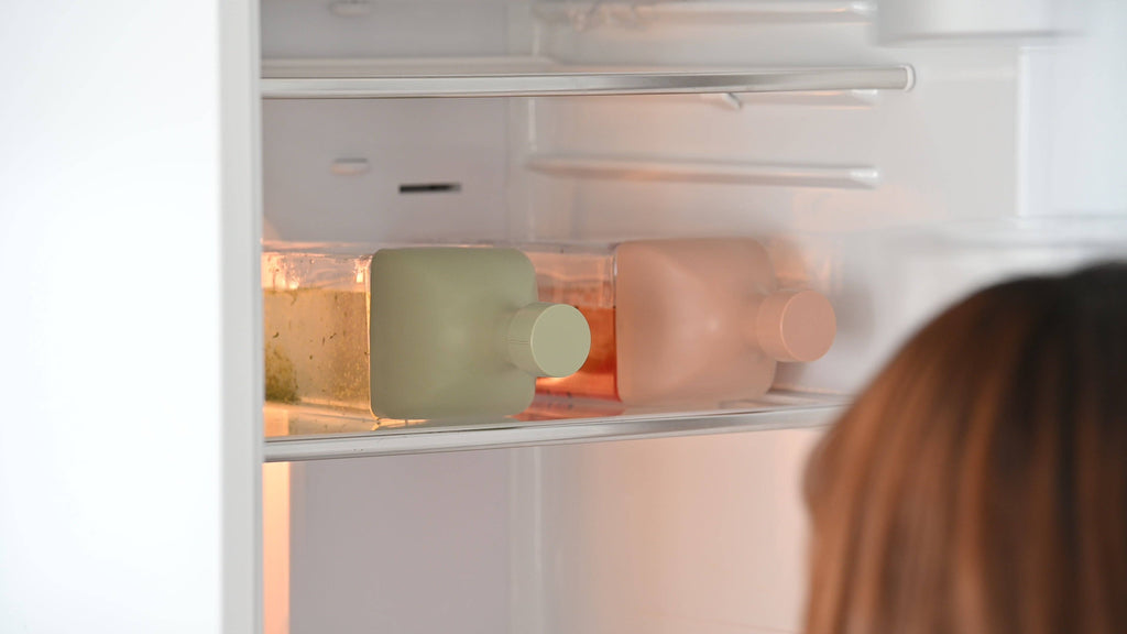 "Ka-Ku" Cold Brew Tea Bottle by HARIO